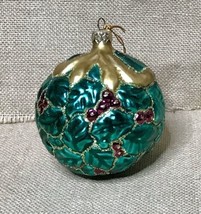 Home For The Holidays Poland Green Holly Berries Round Glass Ball Ornament - £10.95 GBP