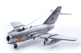 Academy 12566 1:72 MiG-15bis Korean War Air Forces Plamodel Plastic Hobby Model - £45.34 GBP