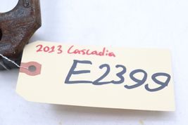 2013 FREIGHTLINER CASCADIA REAR TORQUE ROD BRACKET 16-12324-000 E2399 image 12