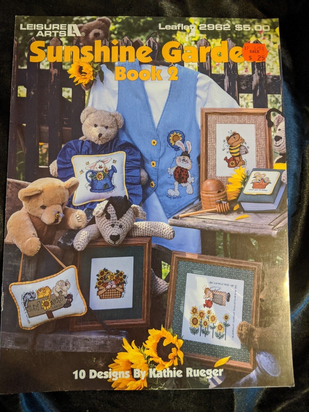 Primary image for SUNSHINE GARDEN BOOK 2 Leisure Arts 2962 Teddy Bear Rabbit Cat Flowers Angel