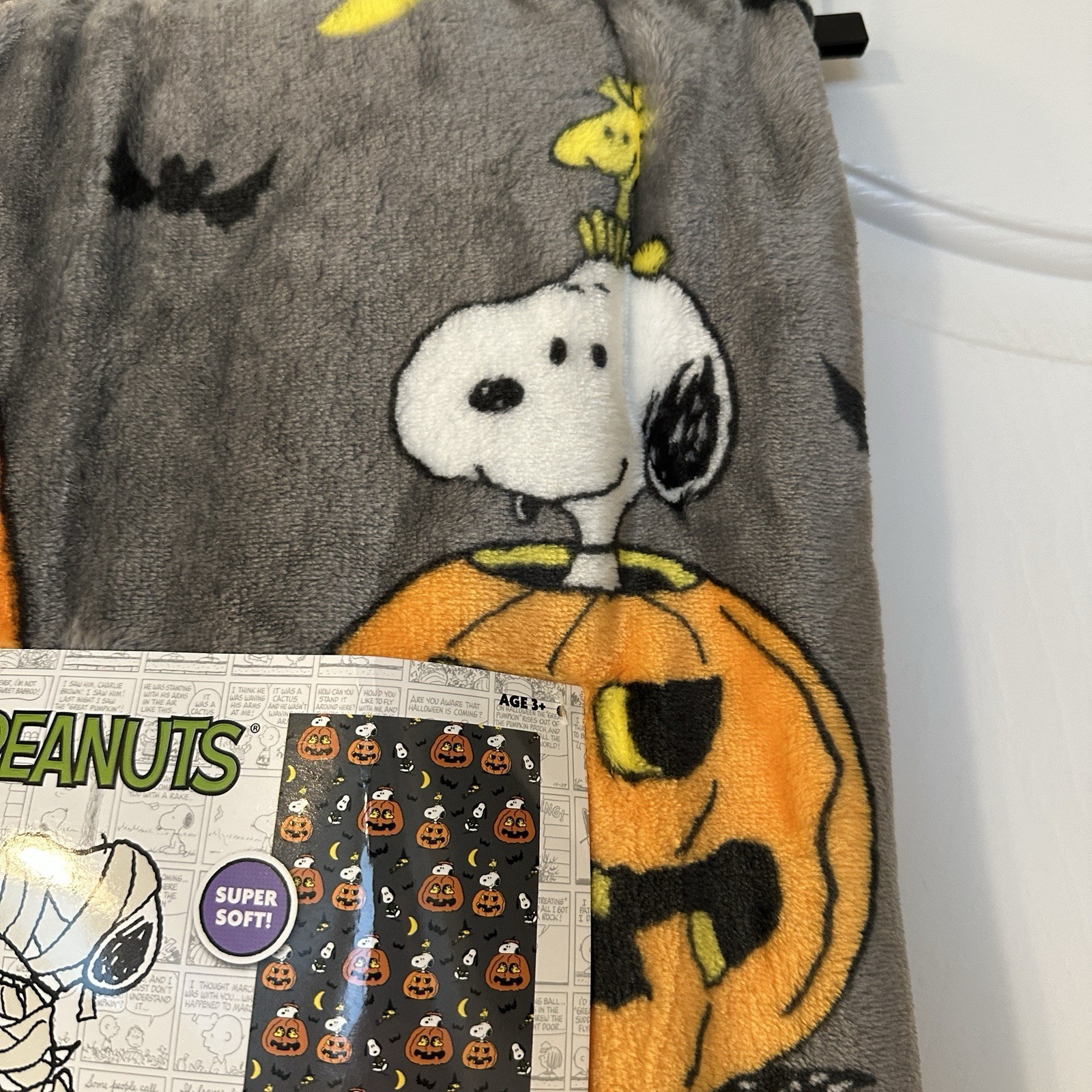 PEANUTS SNOOPY Halloween Pumpkin Soft Plush Throw Blanket 50 x 70in  Item image 7