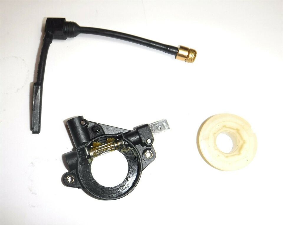 Husqvarna 545 Mark II Chainsaw Bar Oil Pump - OEM - £74.85 GBP
