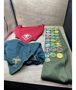 Huge Vintage lot Boy Cub Scouts BSA Patches Scarves Pins Badges 80s 90s 20s - $94.78 CAD