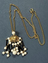 Vintage Goldtone Chain w Long Black &amp; White Plastic Bead Tassel Pendant Necklace - £9.02 GBP