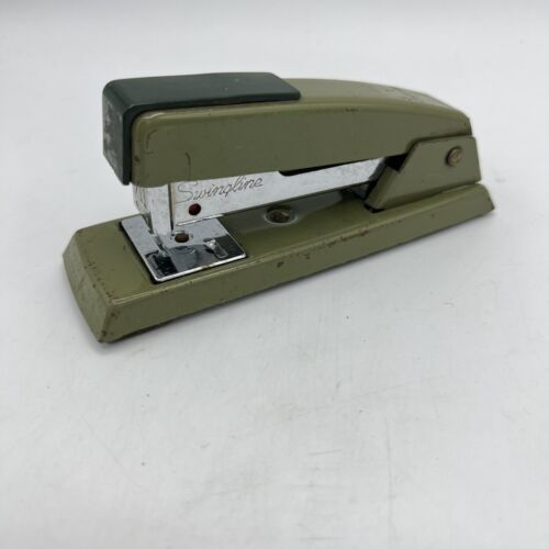 Swingline Mini Stapler 5” Green 2 Tone #711 Rare Vintage - Parts Only - AS IS - $8.56