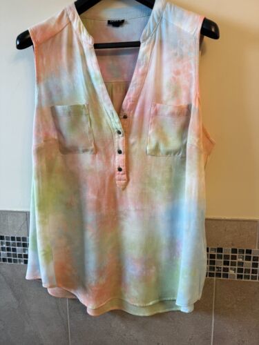 Primary image for TORRID Tie Dyed Pink Blue Sleeveless Top SZ 0 EUC