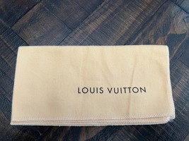 Louis Vuitton Beige Fold Over Dust Bag 16&quot; x 16&quot; - $259.89 MXN