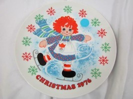 Vintage 1973 The Schmid Collection Raggedy Ann Christmas Plate 7.5&quot; - £4.47 GBP