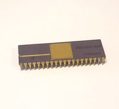 UNKNOWN Gold / Ceramic 580-004-207 Integrated Circuit MAKE AN OFFER #2 - $11.54