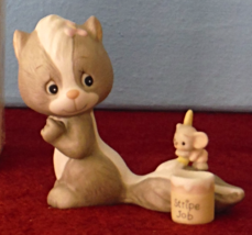 Brighten Someone&#39;s Day 1987 Skunk &amp; Mouse Precious Moments 105953 Figurine W Box - £20.41 GBP