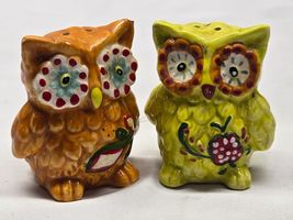 Vintage Yellow And Orange Owls Salt &amp; Pepper Shaker Set - Farmhouse Country - $9.98