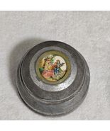 VTG Musical Powder Box Aluminum Embossed Floral Rococo Couple Porcelain ... - $450.01 MXN
