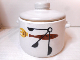 Vintage West Bend Bean Pot Spoons Pottery Stoneware Stockpot Lid 2 Quart 6 1/2&quot; - £15.94 GBP