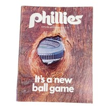 The Philadelphia Phillies 1970 Official Baseball Yearbook First Veterans Stadium - £12.22 GBP