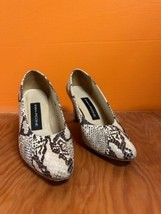 Women&#39;s Shoes, Evan-Picone Heels, Snake Skin Pattern Tan Size 7.5, Low Heel - $25.73