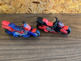 Marvel Zoom n Go Hasbro Action Figure Motorcycle Accessory Lot x2 Spider-Man Cap - £4.02 GBP