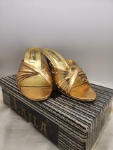 Twist Front Heeled Gold Leather Sandals, Hand Stitched, Size 39/ US Size 8 - £29.35 GBP