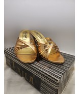 Twist Front Heeled Gold Leather Sandals, Hand Stitched, Size 39/ US Size 8 - $51.19 CAD