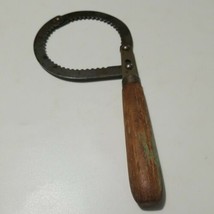 Vintage Wood Handled Adjustable Jar Lid Opener Primitive Kitchen Tool - £9.58 GBP