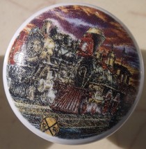 Ceramic Cabinet Knobs W/ Old World Trains - $81.09 MXN