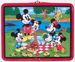 Pre-Owned Mickey Mouse &amp; Friends Picnic Scene Metal Lunchbox, 1997 Serie... - $205.06 MXN