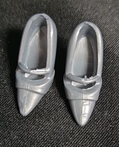 Barbie Basics Silver Mary Janes Closed Toed Pointed High Heels Shoes Mod... - €4,23 EUR