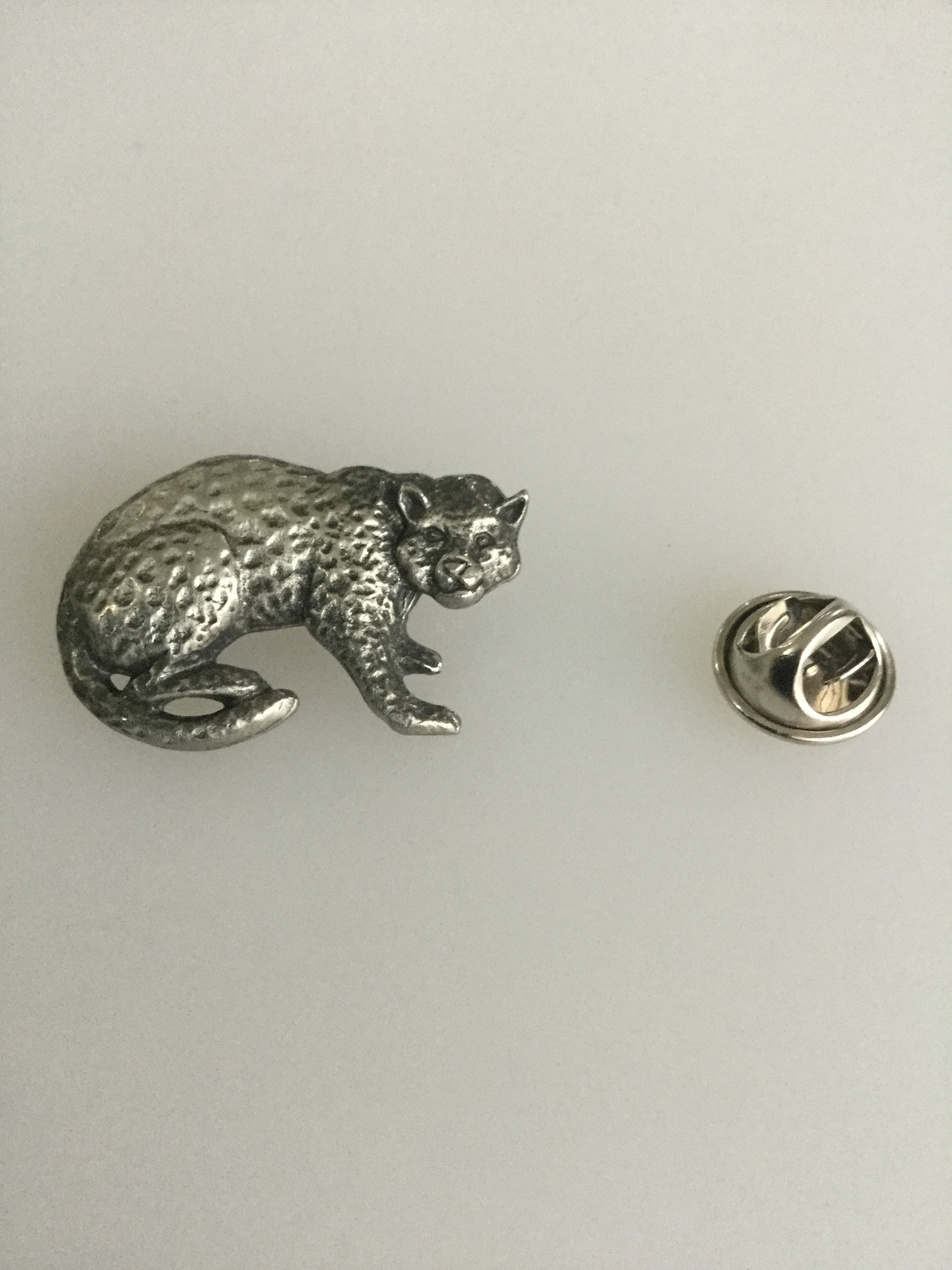 Leopard Pewter Lapel Pin Badge Handmade In UK - $7.50