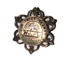 Vintage Small Screw Pin Dum Tacet Clamat W Of The W Gold Tone - $149.44 MXN Vintage Small Screw Pin Dum Tacet Clamat W Of The W Gold Tone - $149.44 MXN