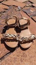 Dream Pairs Women&#39;s Size 7.5 Sandals - £7.03 GBP
