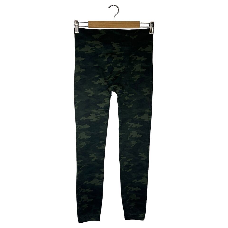 Spanx Leggings Womens 1X Look At Me Now Camouflage Pull On Pants Green - $22.76