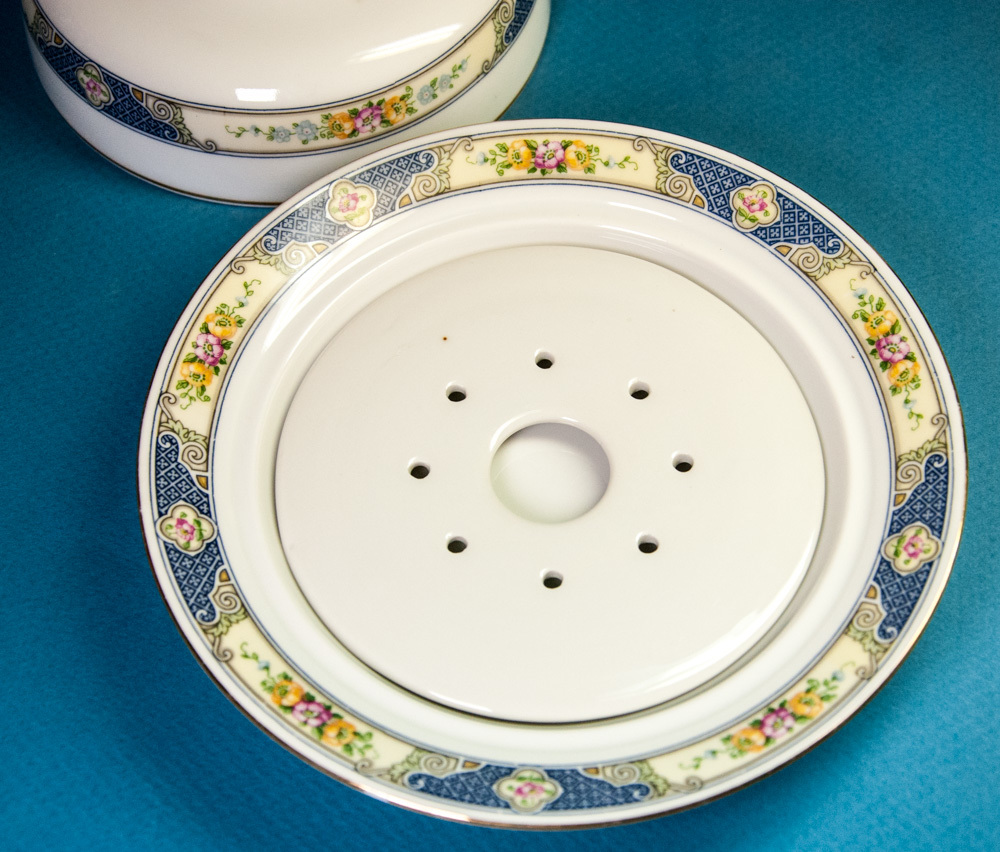 Bohemia Ceramic Cecil Shaped Round Covered Butter Dish w Drain Porcelain Czech Item image 3