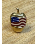 Vintage USA Flag Apple Teacher Lapel Pin Pinback Gold Tone Estate Jewelr... - $188.16 MXN