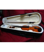 1/2 Size Violin With Bow and Case - Missing String + Missing Bridge NEED... - $642.44 MXN