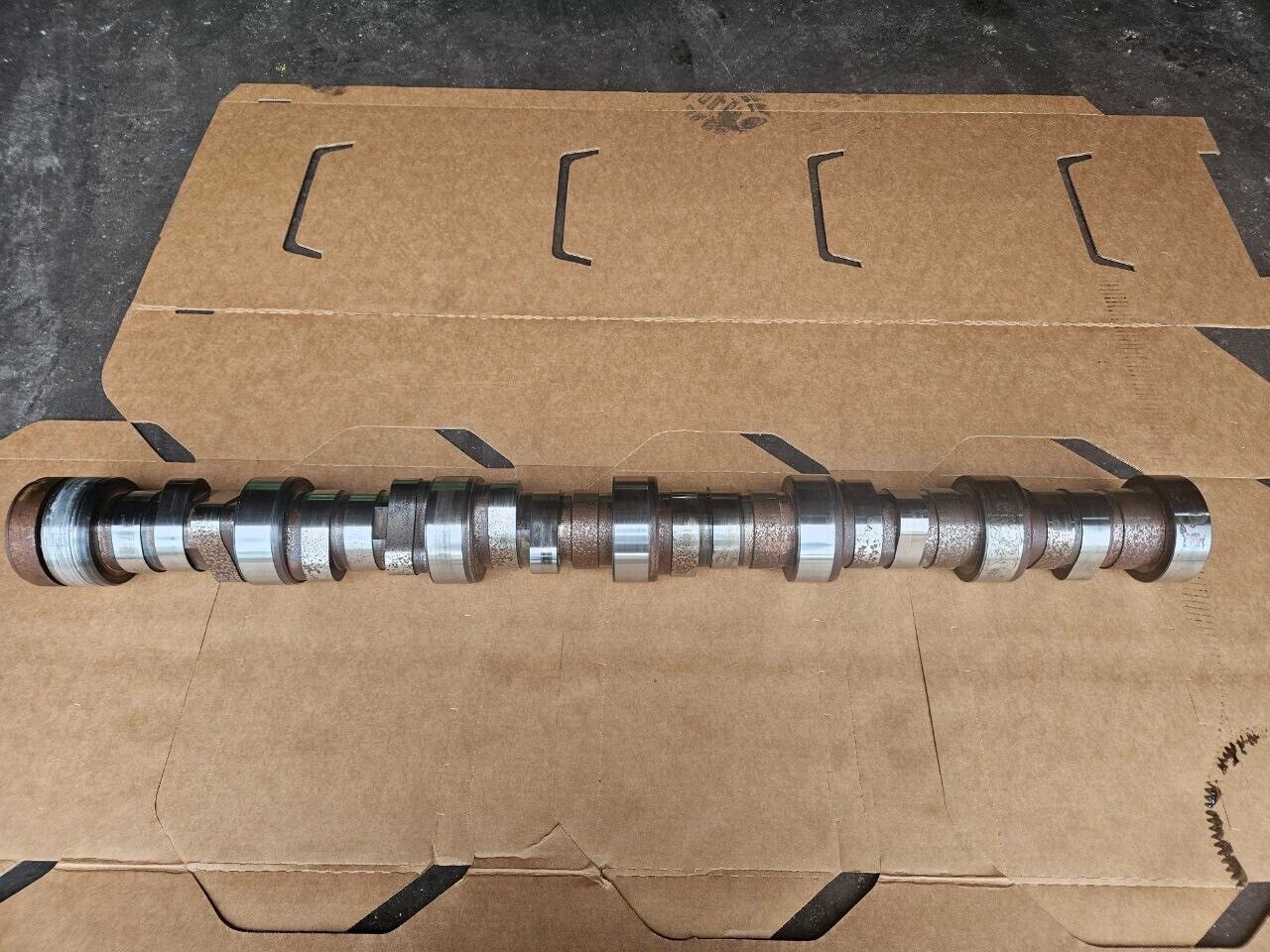 FOR PARTS Needs Polishing PACCAR MX13 EPA 13 Diesel engine camshaft 1872... - $373.65