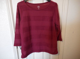 Women&#39;s St. John&#39;s Bay 3/4 Sleeve Shirt Blouse Berry Crush Size X-Large NEW - £12.08 GBP