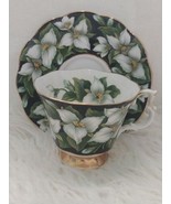 ROYAL ALBERT FLORA SERIES TRILLIUM TEA CUP AND SAUCER Bone China England - $54.58 CAD