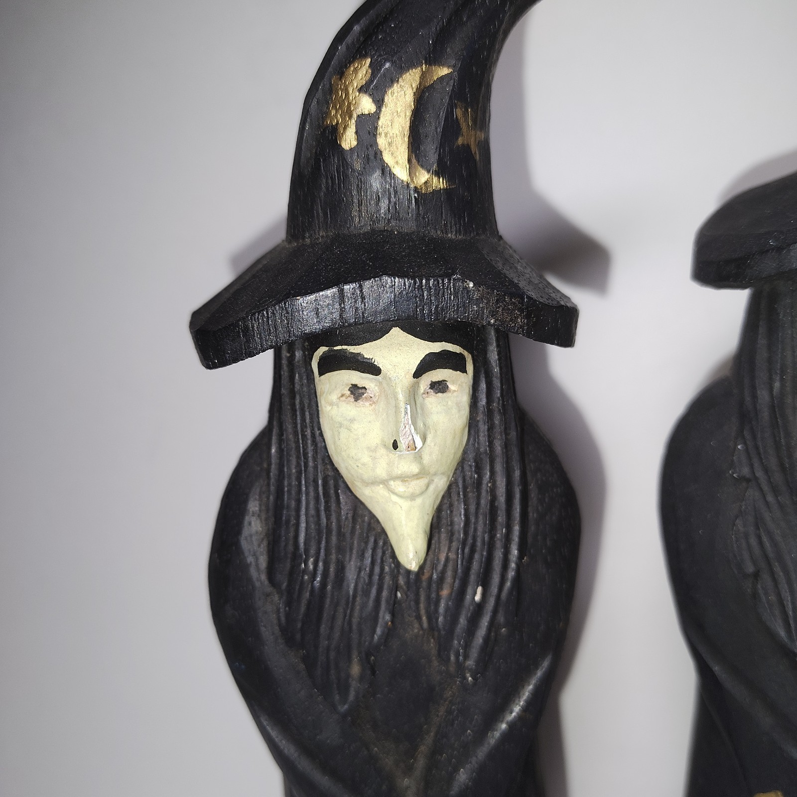 James Haddon Hand Carved Wood Witches Pair Signed Folk Art Halloween Decor 10” Item image 3