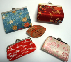 Vintage Fabric Silk Cloth Coin Purse Lot Kiss Lock &amp; Squeeze Open 5 Pieces - £38.63 GBP