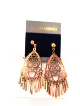 New Women&#39;s Fashion Drop/Dangle Earrings Gold &amp; Silver Tone Appx 1.5 inches long - £7.47 GBP