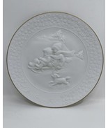Porcelain A Childs Christmas Collectors Plate 1985 Trimmed in 24K Gold Avon - £11.13 GBP