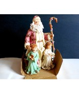 Unbranded 10&quot; Figurine w/Girl &amp; Boy Carolers holding 9&quot; Staff - £23.21 GBP