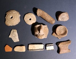 12 x Pre-Columbian Mayan Pottery Fragments Beads Heads etc. Ancient (i) - $175.75