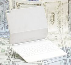 Apple Magic Keyboard for iPad Air 13-inch (M3) A3340 White MDFW4LL/A #L70L