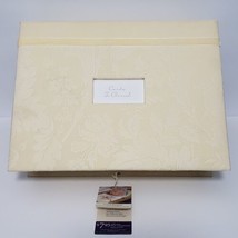 Hallmark Signature Keepsake Card Keeper Velvet Textured Box With Hook Clasp - $24.39