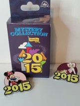 Walt Disney World WDW pin collecting 2015 Minnie mouse daisy duck trading  - £31.66 GBP