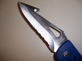 FROST WHITETAIL GUTHOOK POCKET KNIFE NIB BLUE HANDLE #15-083BL - $9.09