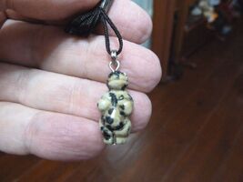 AN-VEN-5) Goddess Venus Woman FERTILITY JASPER gemstone pendant carving ... - $8.00