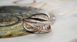 Highly Paranormal Antique Wedding Ring Active EMF EVP Intense Haunted Sp... - $242.09
