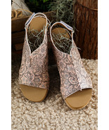 Brown Vintage Floral Leather Rivet Hollowed Platform Sandals - $22.68