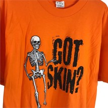 Vintage Halloween Tee Screen Print Graphic T Shirt Skeleton Got Skin Als... - $29.65